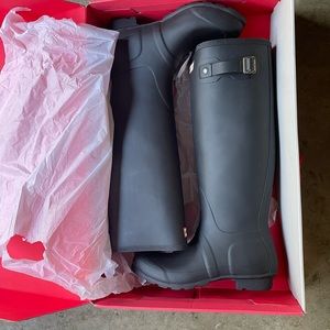 Hunter black rain boots